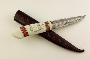 Stenvad Custom Knife reindeer horn leather sheet pattern blade
