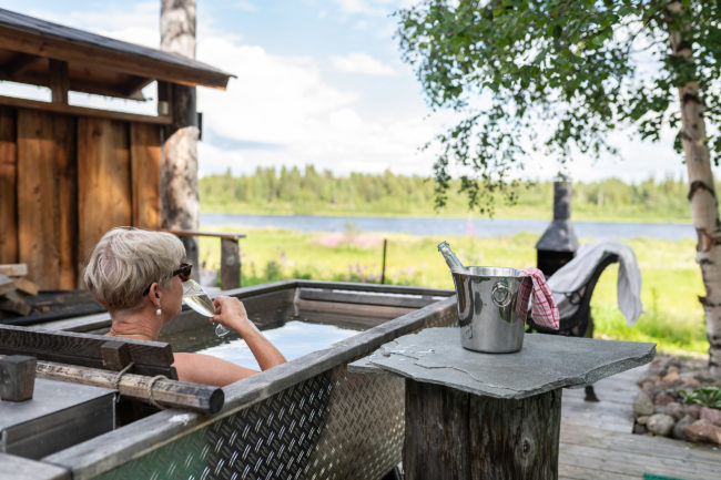 Lapland Guesthouse - Personal - hot-tub - view