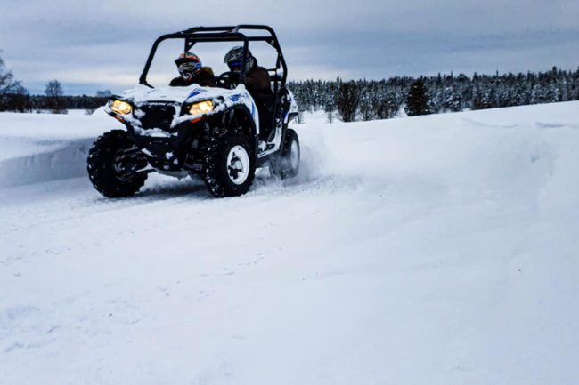 Lapland Activities - Driving on ice and snow